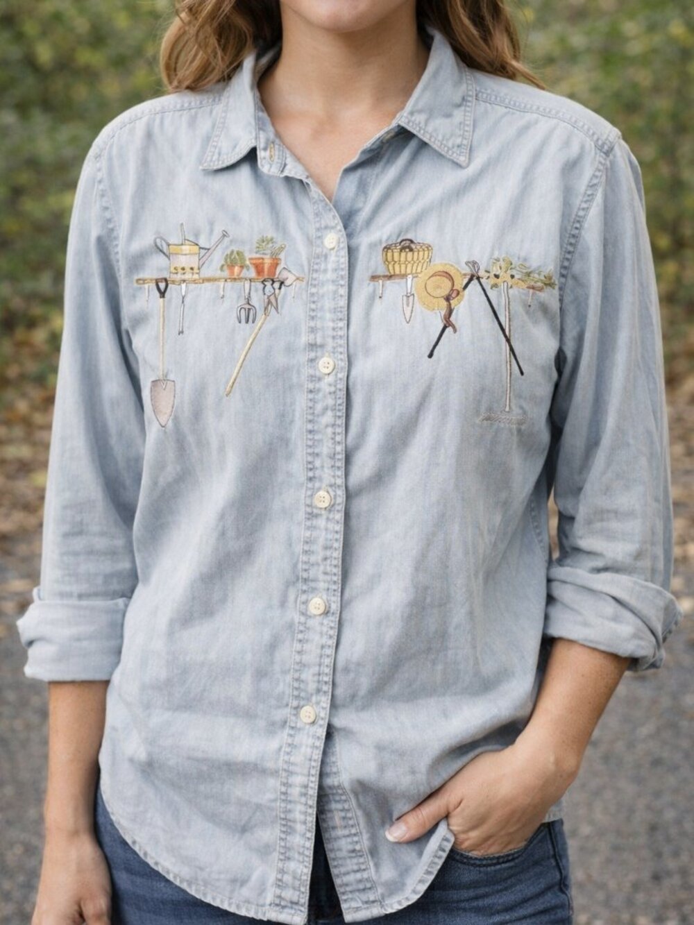 Woolrich Gardening Embroidered Denim Button Up Shirt Size Small
